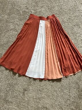 Midi, a-line skirt, pink and white